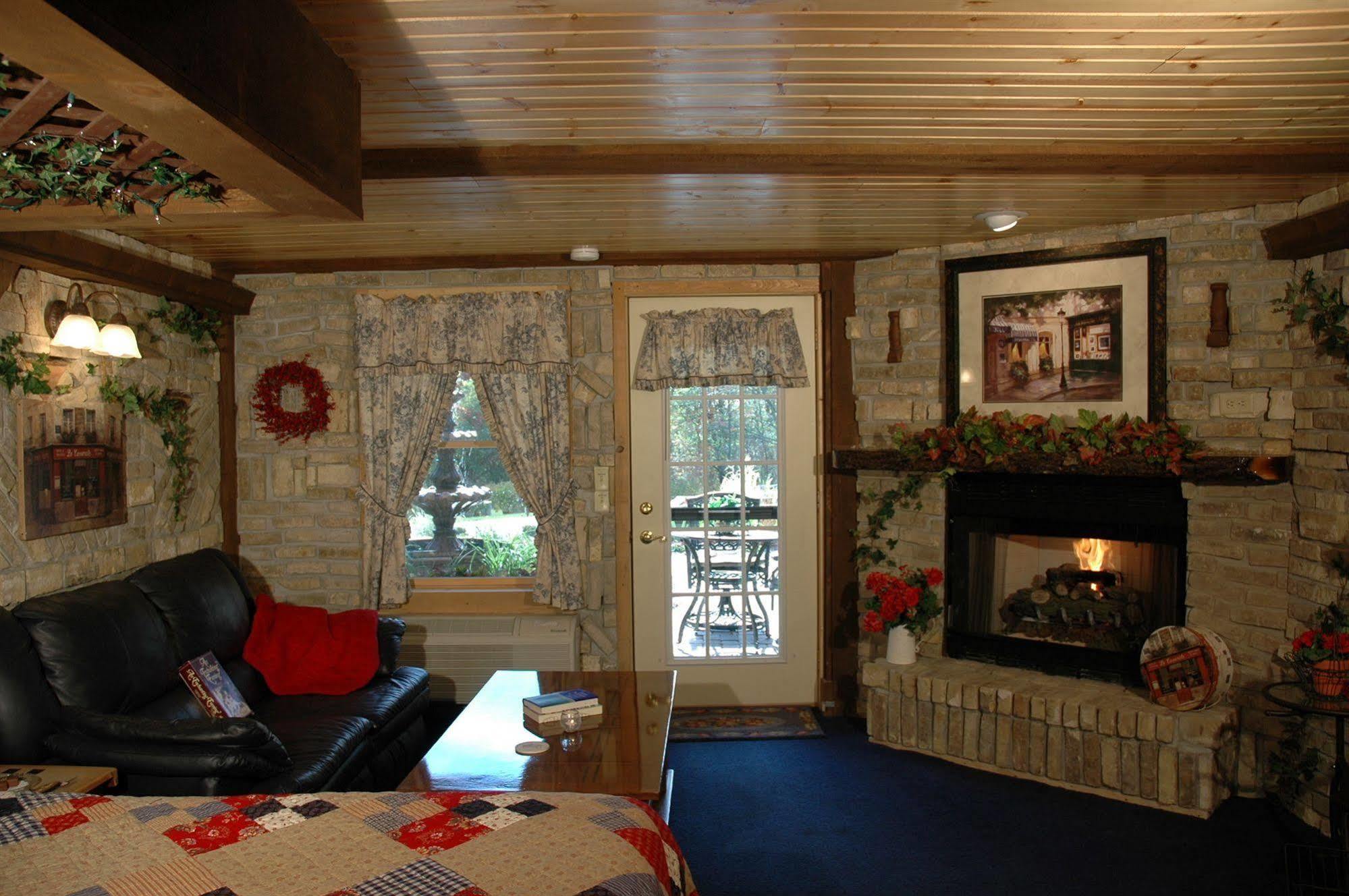 Williams Bay Lazy Cloud B&B 외부 사진