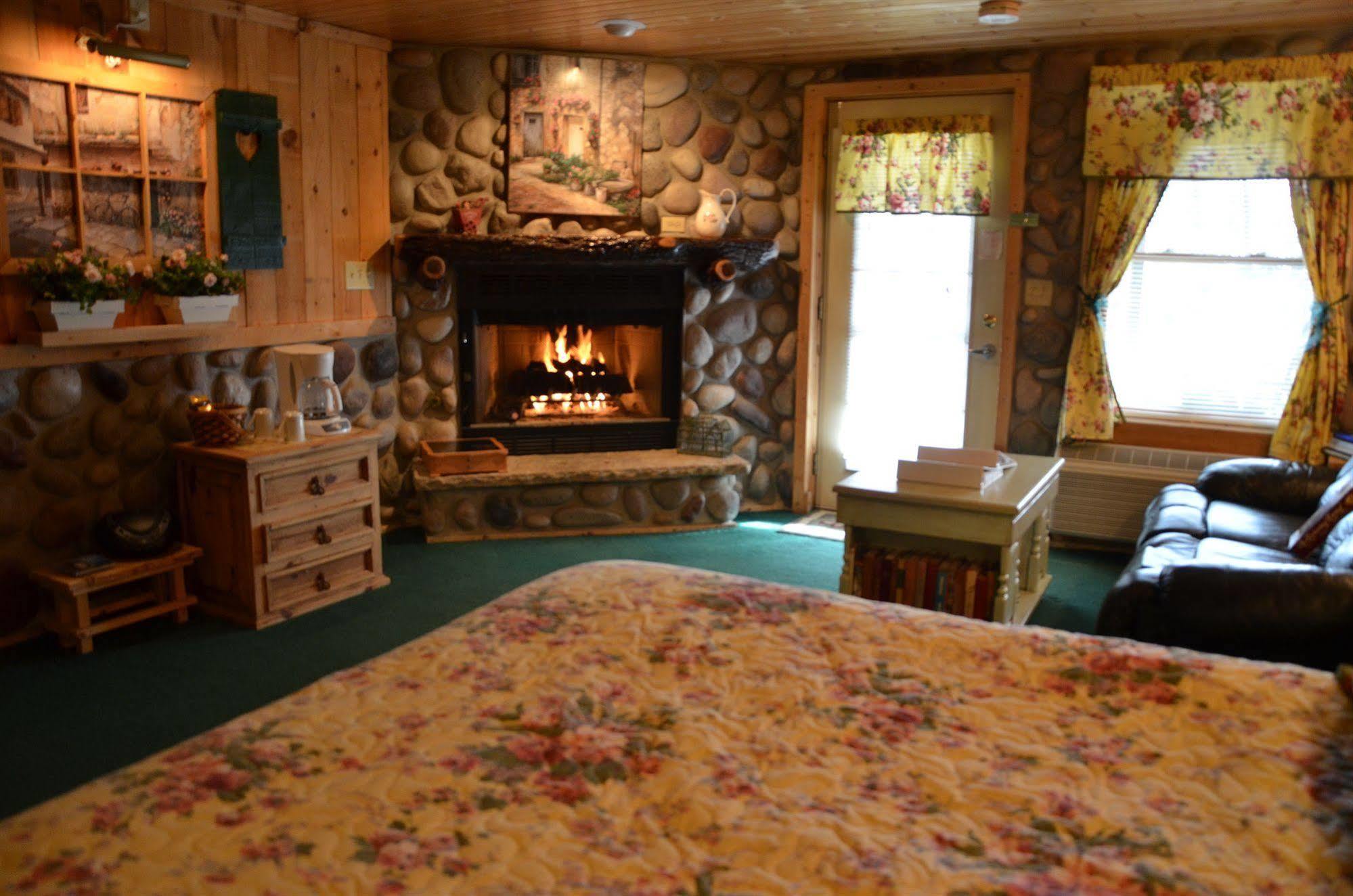 Williams Bay Lazy Cloud B&B 외부 사진