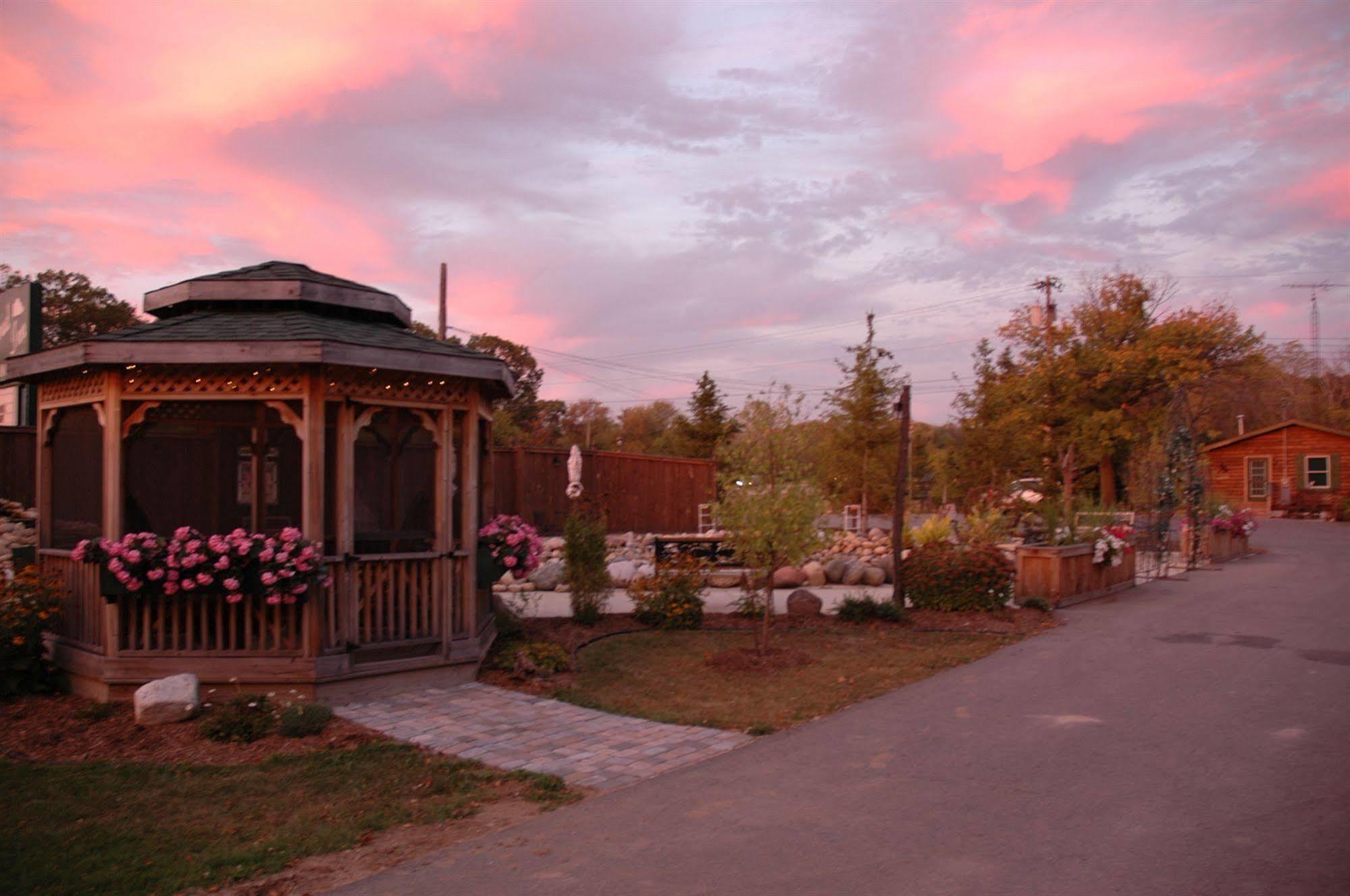 Williams Bay Lazy Cloud B&B 외부 사진